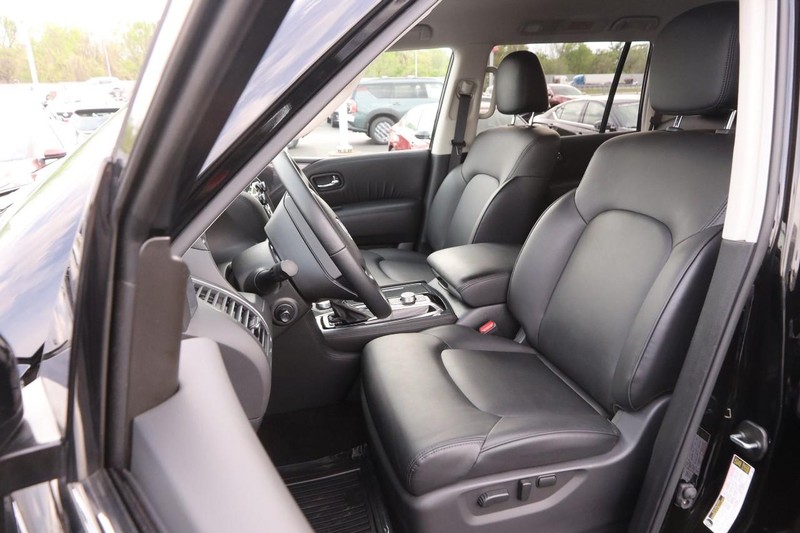 Nissan Armada Vehicle Image 08