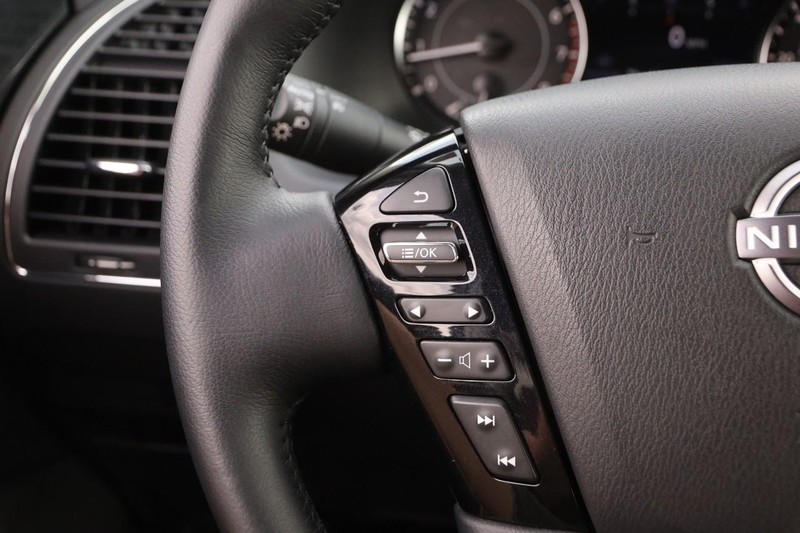 Nissan Armada Vehicle Image 12