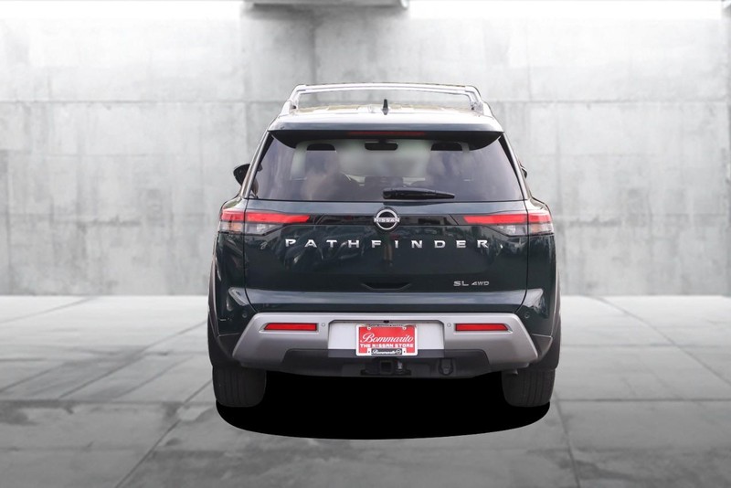 Nissan Pathfinder Vehicle Image 06