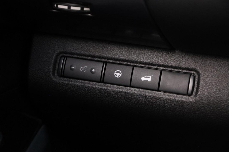 Nissan Pathfinder Vehicle Image 21
