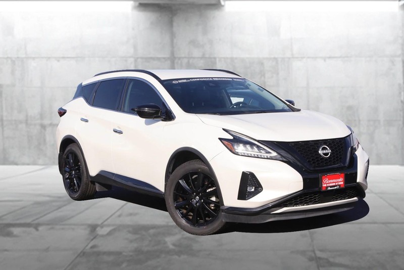 Nissan Murano Vehicle Image 02