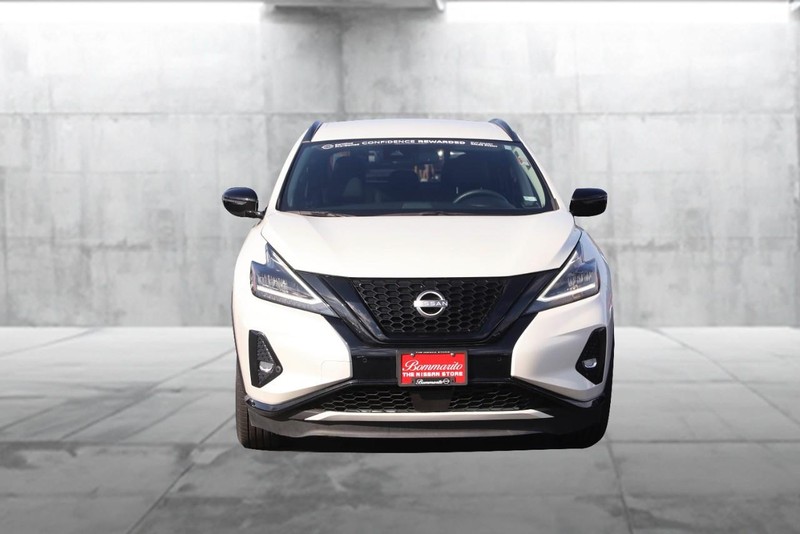 Nissan Murano Vehicle Image 04