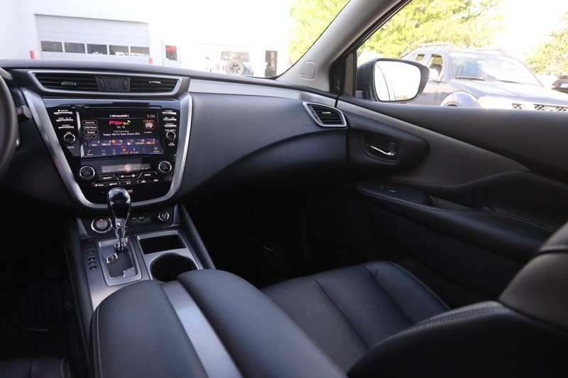 Nissan Murano Vehicle Image 27