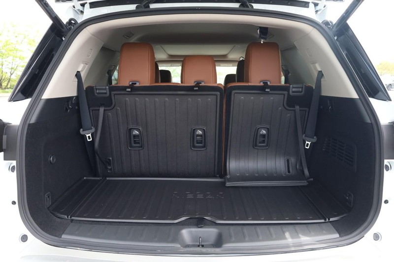 Nissan Pathfinder Vehicle Image 07