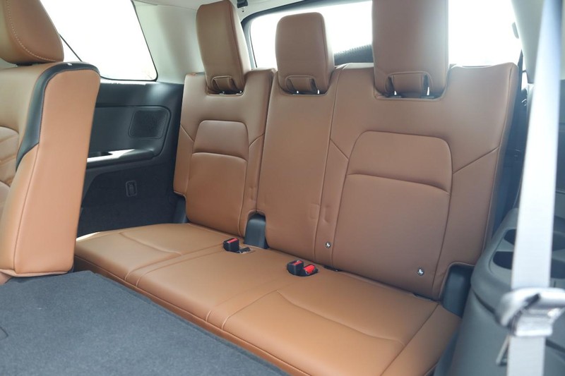 Nissan Pathfinder Vehicle Image 25