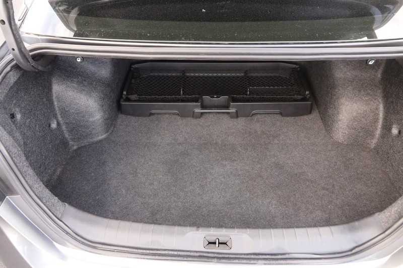 Nissan Altima Vehicle Image 07