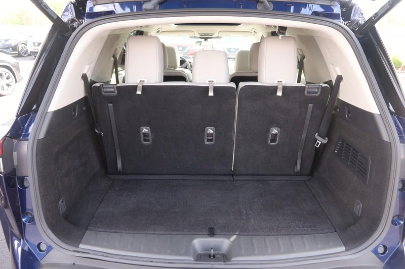 Nissan Pathfinder Vehicle Image 07