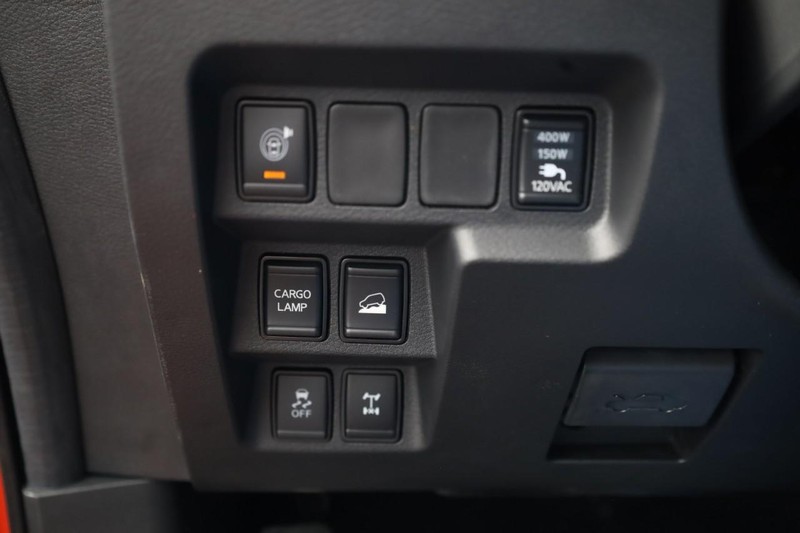 Nissan Frontier Vehicle Image 23