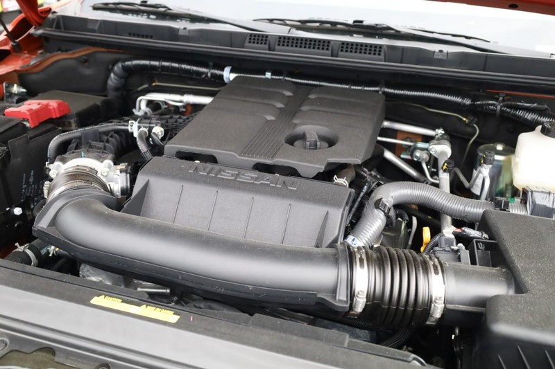 Nissan Frontier Vehicle Image 25