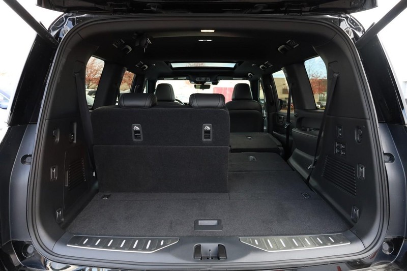 Nissan Armada Vehicle Image 08