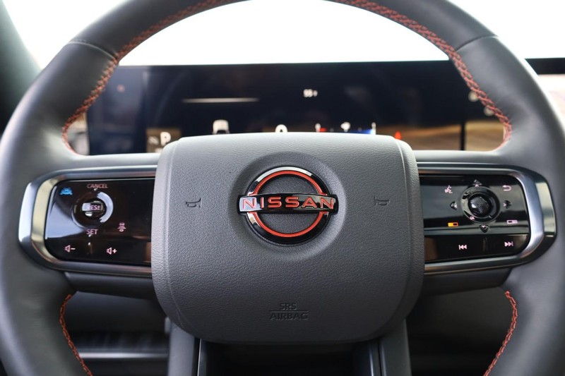 Nissan Armada Vehicle Image 13