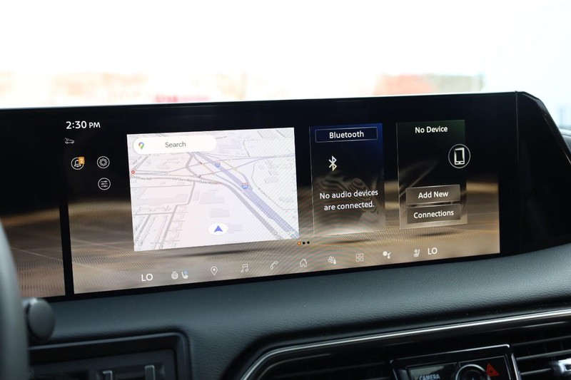 Nissan Armada Vehicle Image 15