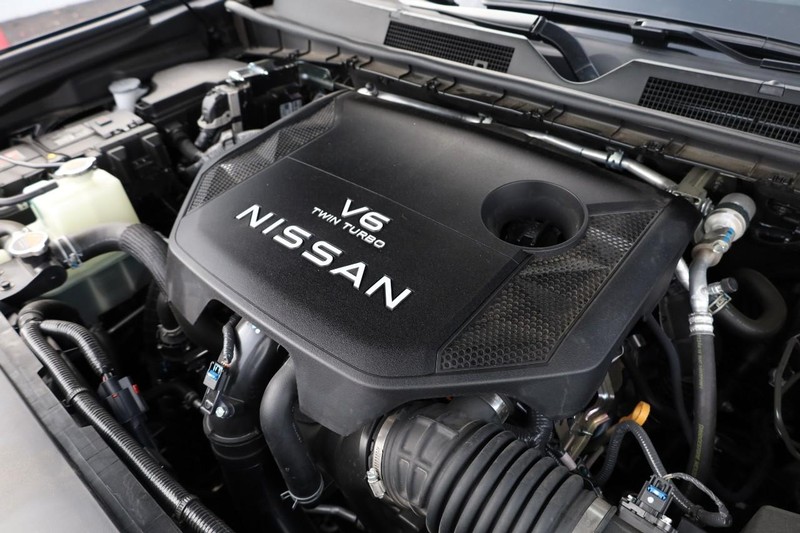 Nissan Armada Vehicle Image 32