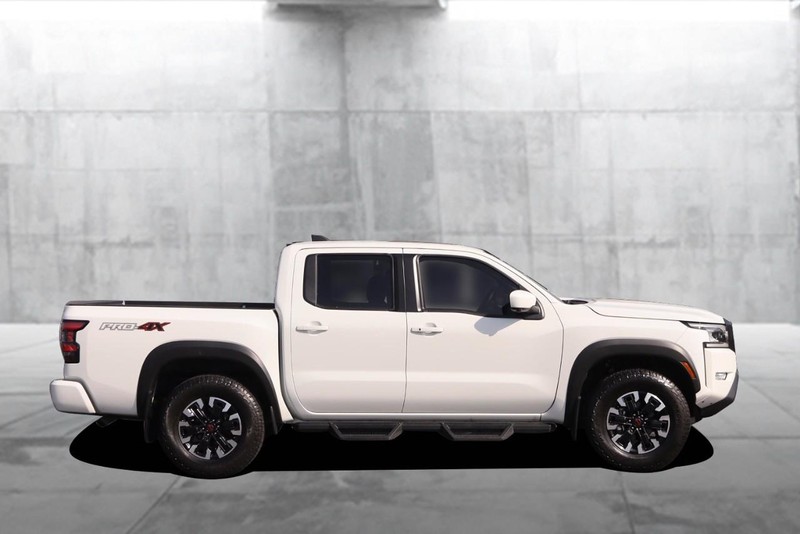 Nissan Frontier Vehicle Image 05