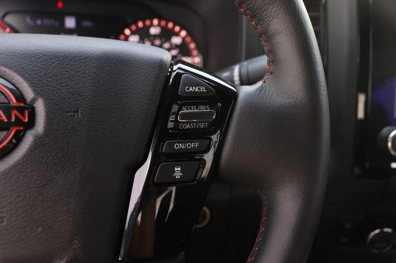 Nissan Frontier Vehicle Image 12