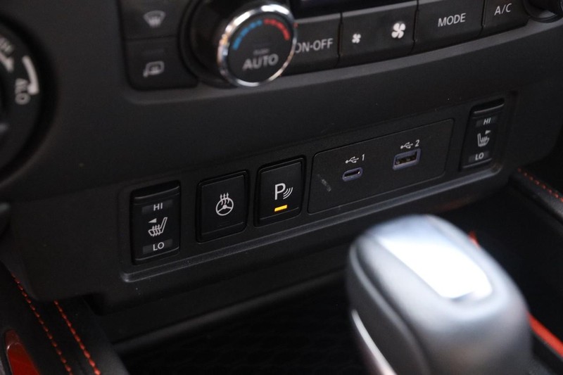 Nissan Frontier Vehicle Image 19