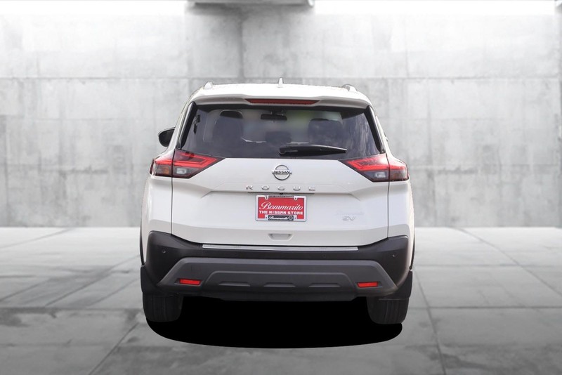 Nissan Rogue Vehicle Image 06