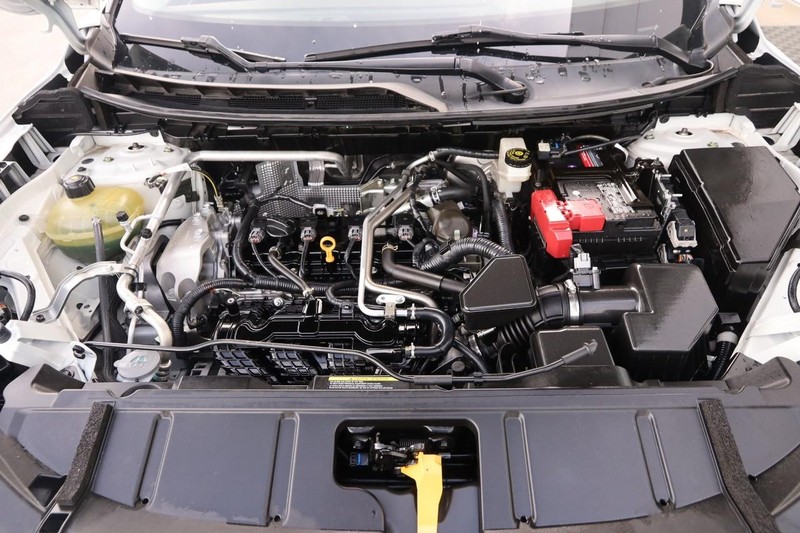 Nissan Rogue Vehicle Image 29