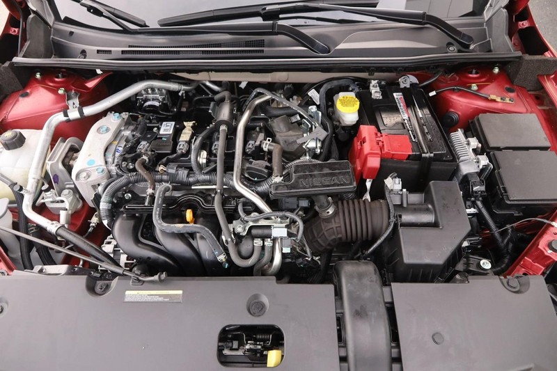 Nissan Sentra Vehicle Image 27