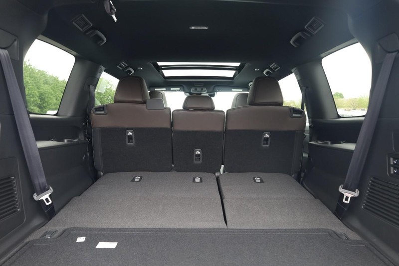 Nissan Armada Vehicle Image 08