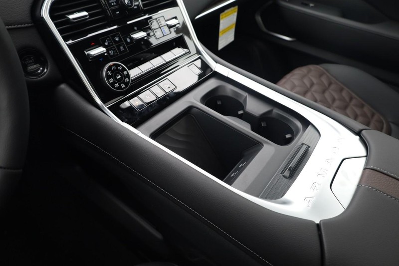Nissan Armada Vehicle Image 16