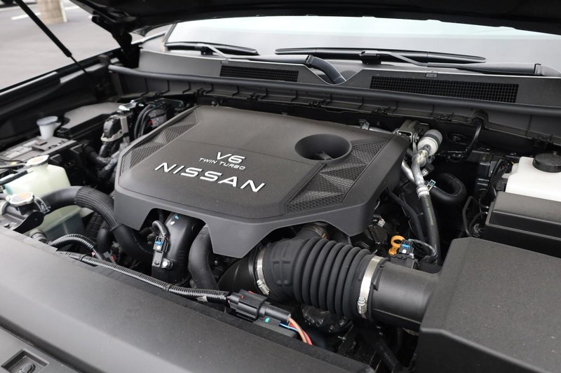 Nissan Armada Vehicle Image 29