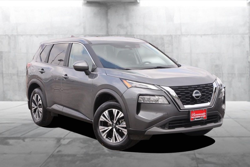 Nissan Rogue Vehicle Image 02