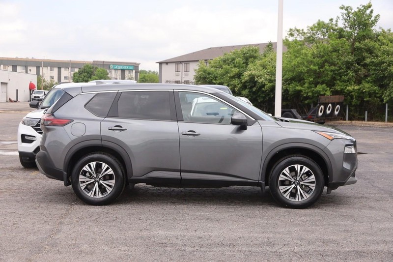 Nissan Rogue Vehicle Image 28