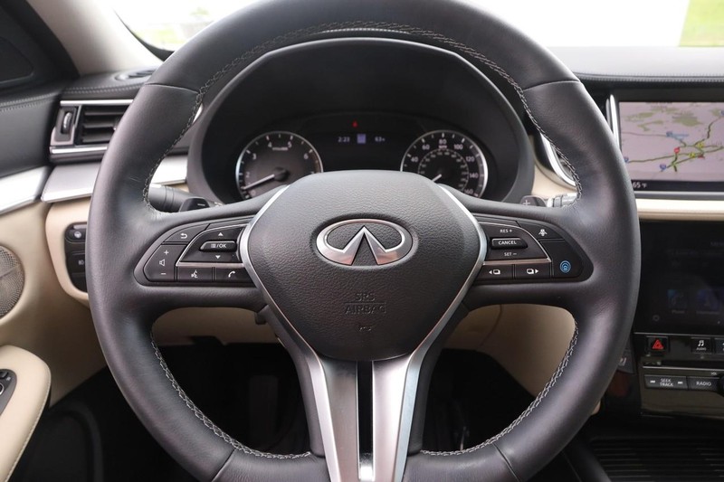 INFINITI QX50 Vehicle Image 12