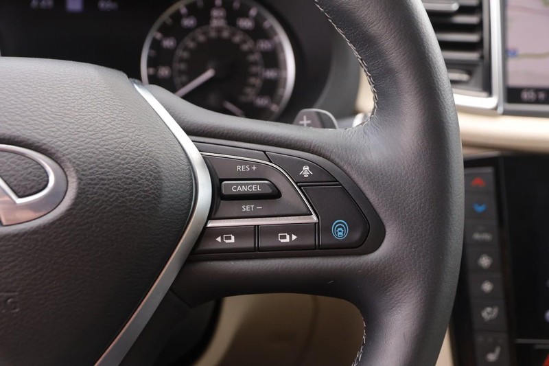 INFINITI QX50 Vehicle Image 14