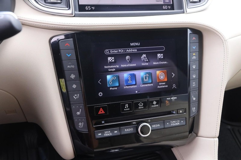 INFINITI QX50 Vehicle Image 18