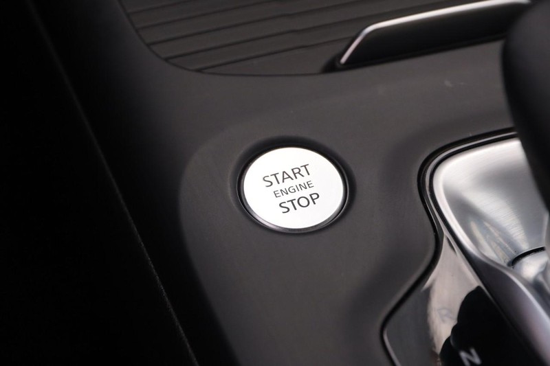 INFINITI QX50 Vehicle Image 19