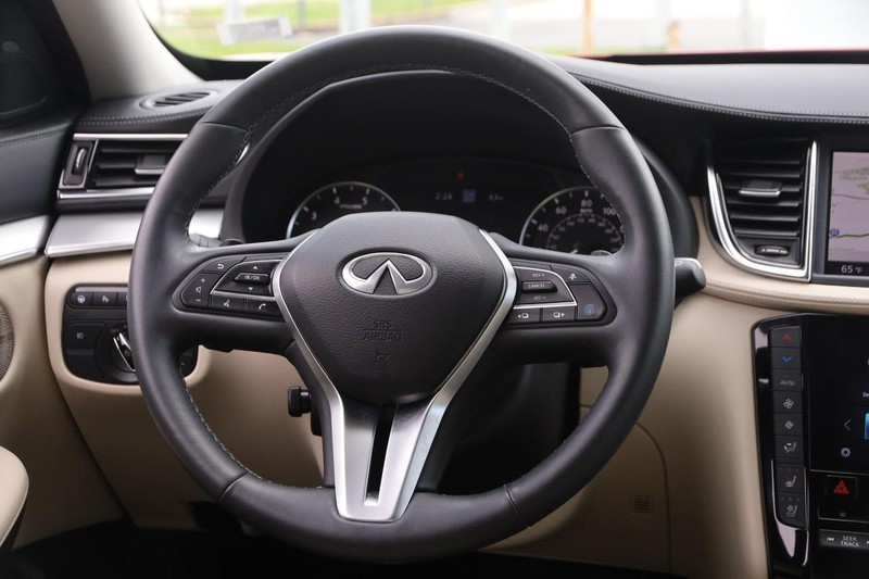 INFINITI QX50 Vehicle Image 24