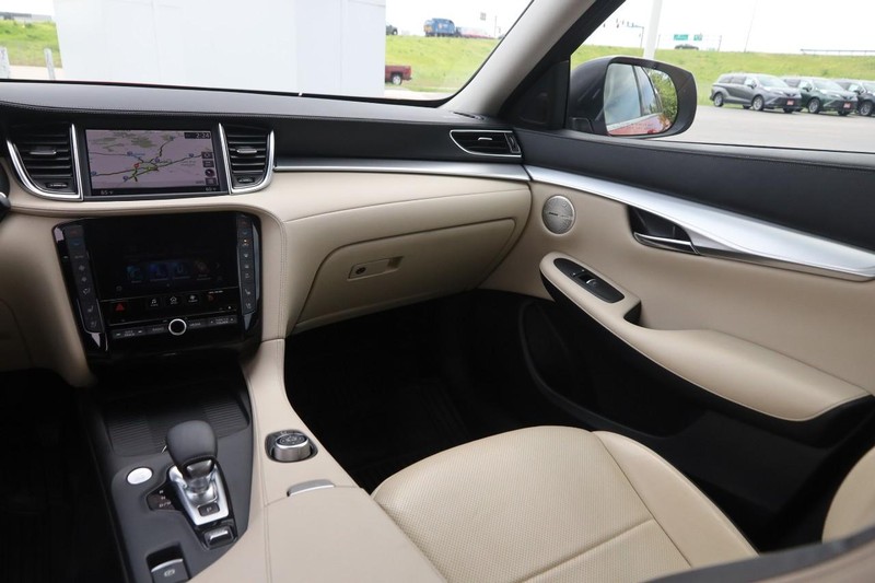 INFINITI QX50 Vehicle Image 26