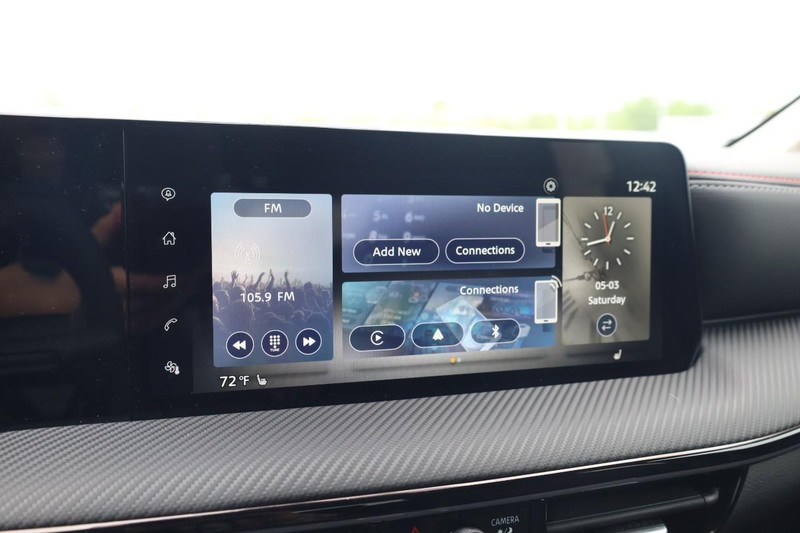 Nissan Kicks Vehicle Image 12