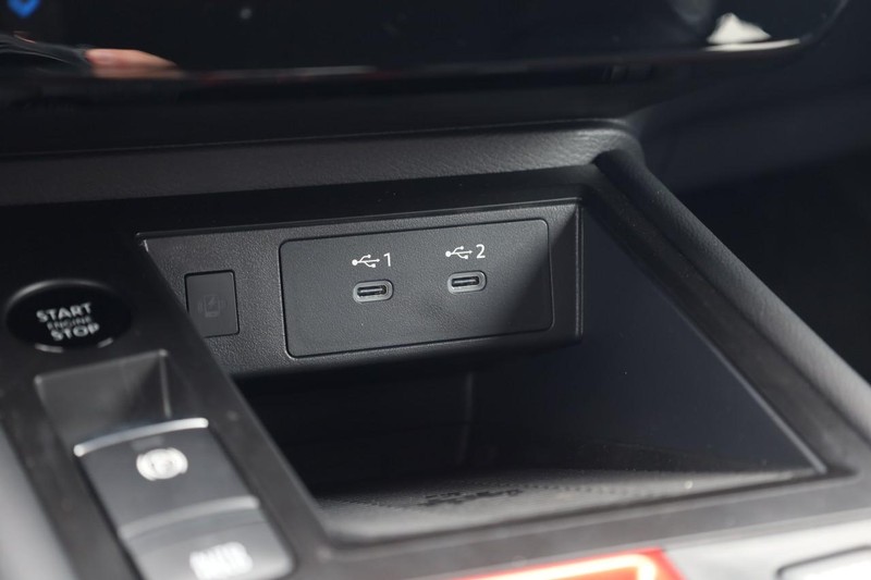 Nissan Kicks Vehicle Image 16