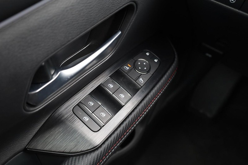 Nissan Kicks Vehicle Image 19
