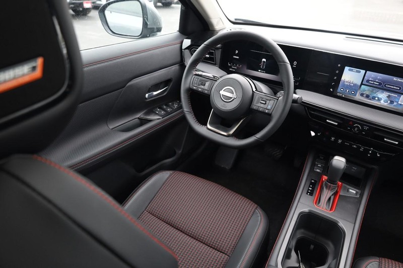 Nissan Kicks Vehicle Image 26