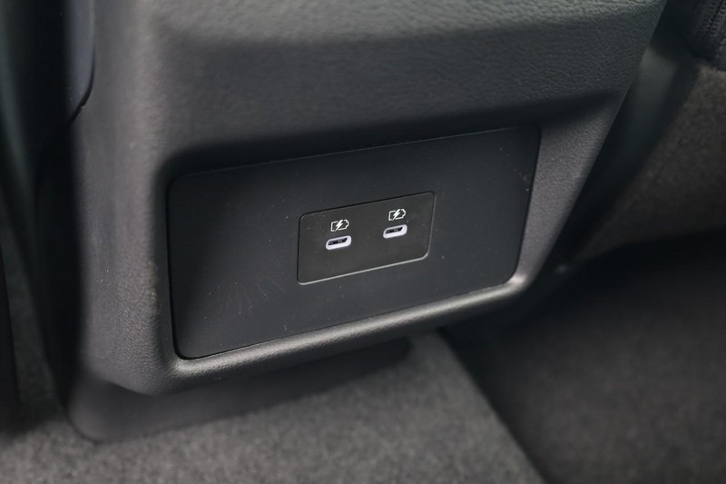 Nissan Rogue Vehicle Image 22