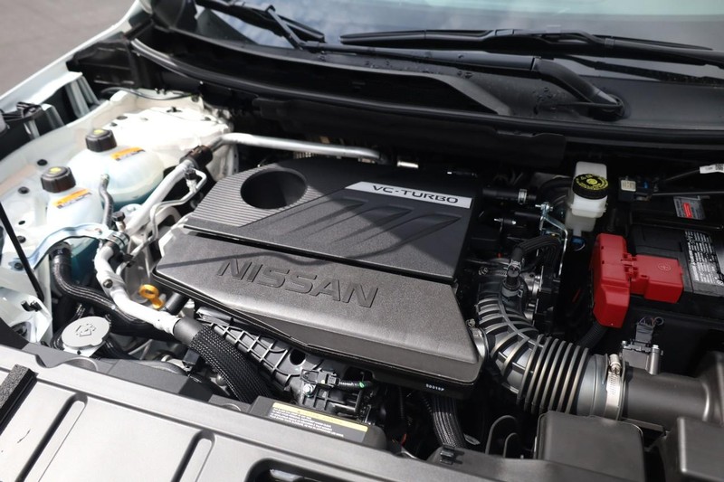 Nissan Rogue Vehicle Image 26