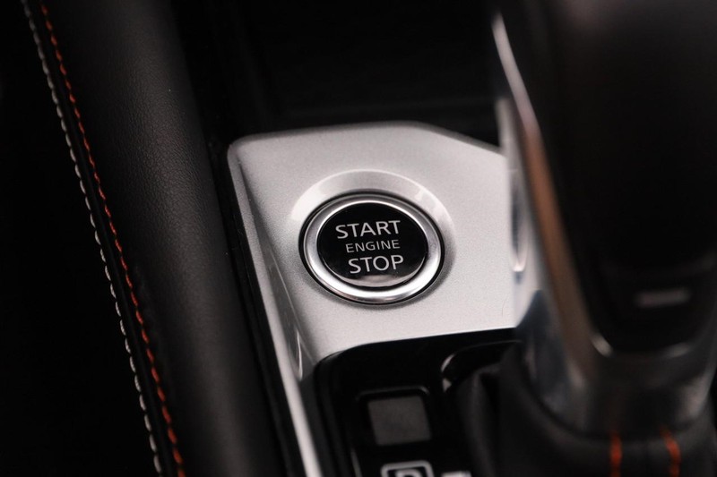 Nissan Altima Vehicle Image 15