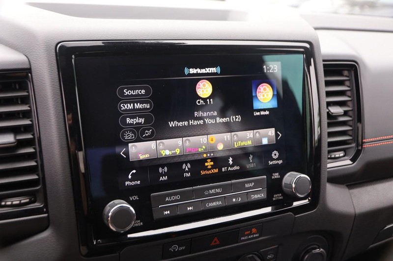 Nissan Frontier Vehicle Image 16