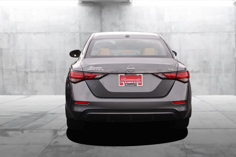 Nissan Sentra Vehicle Image 06