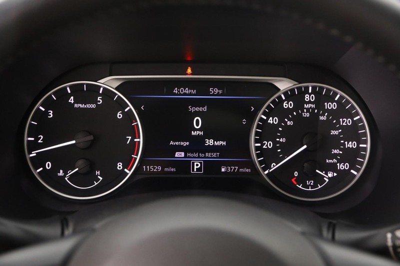 Nissan Sentra Vehicle Image 14