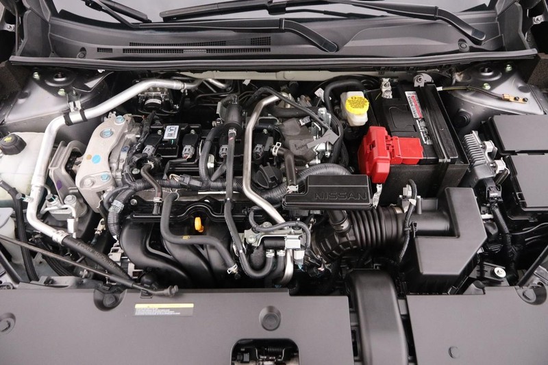 Nissan Sentra Vehicle Image 26