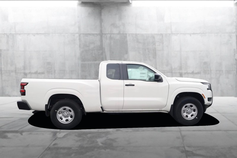 Nissan Frontier Vehicle Image 05