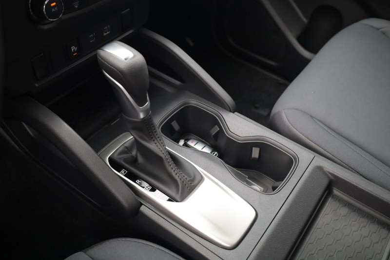 Nissan Frontier Vehicle Image 23