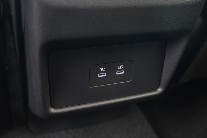 Nissan Rogue Vehicle Image 22