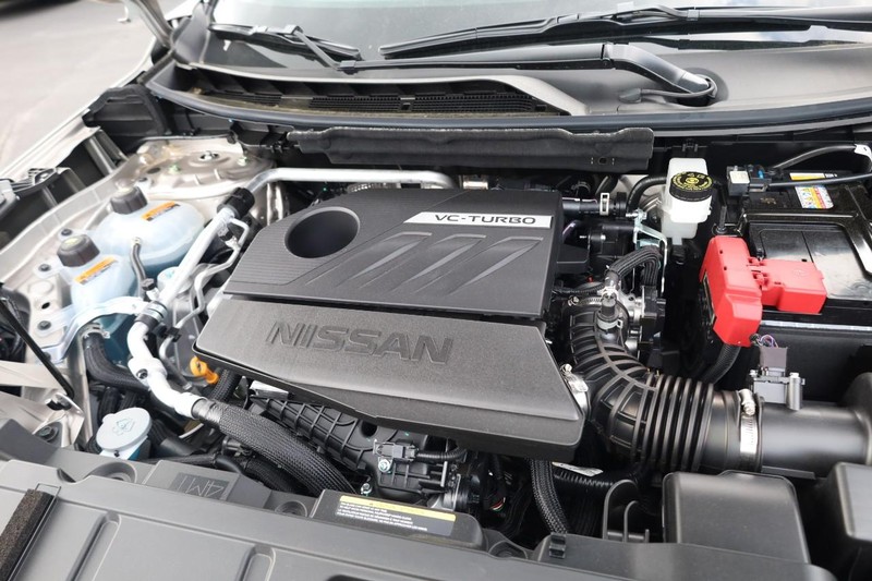 Nissan Rogue Vehicle Image 27