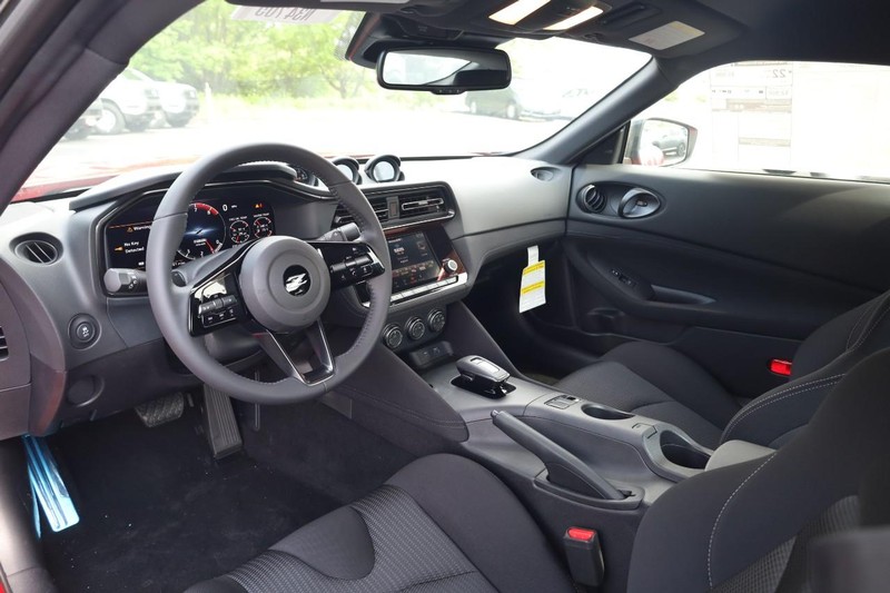 Nissan Z Vehicle Image 19